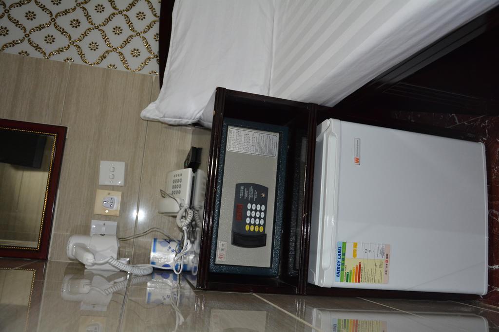 Everest Guest House Hong Kong Room photo