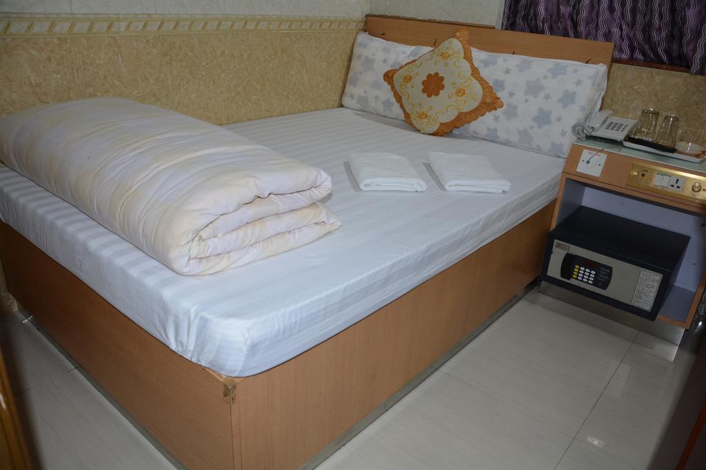 Everest Guest House Hong Kong Room photo